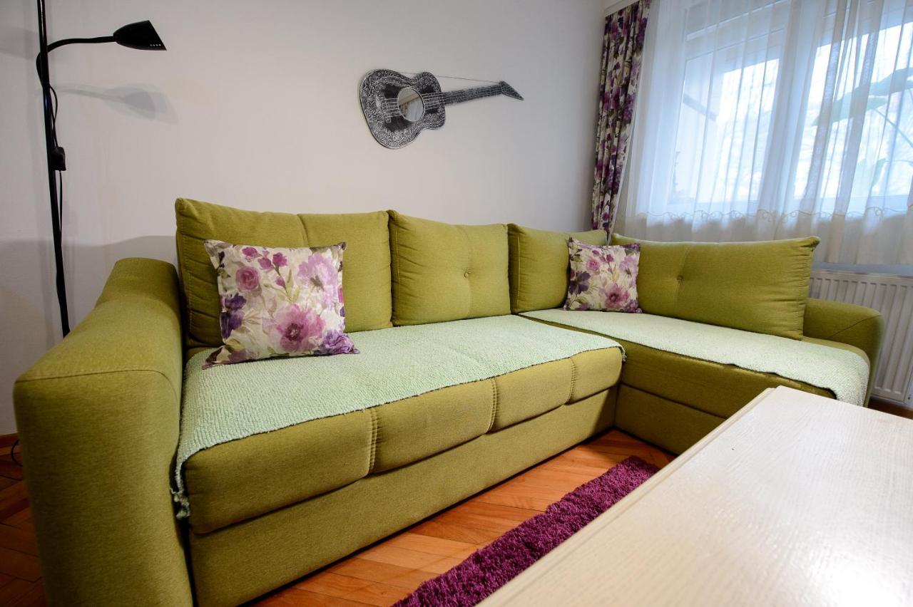 Apartman Centar Lux Valjevo Buitenkant foto