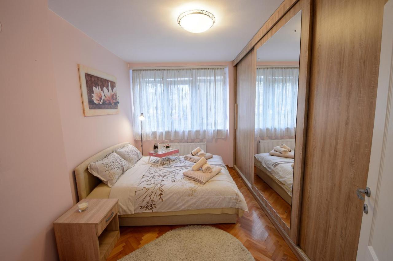 Apartman Centar Lux Valjevo Buitenkant foto